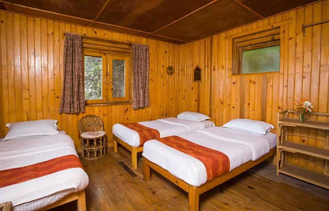 Everest Manla Resort Нагаркот Экстерьер фото