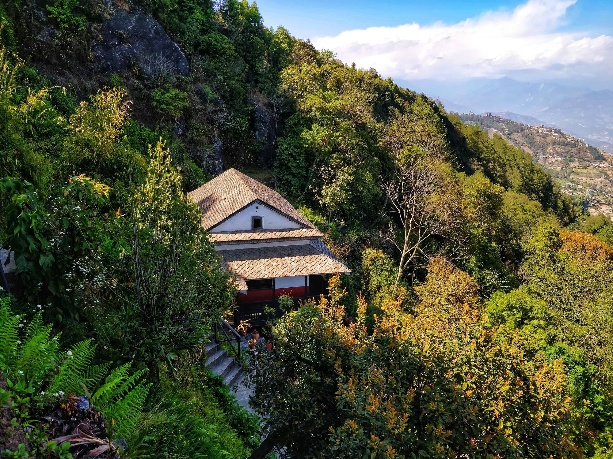 Everest Manla Resort Нагаркот Экстерьер фото